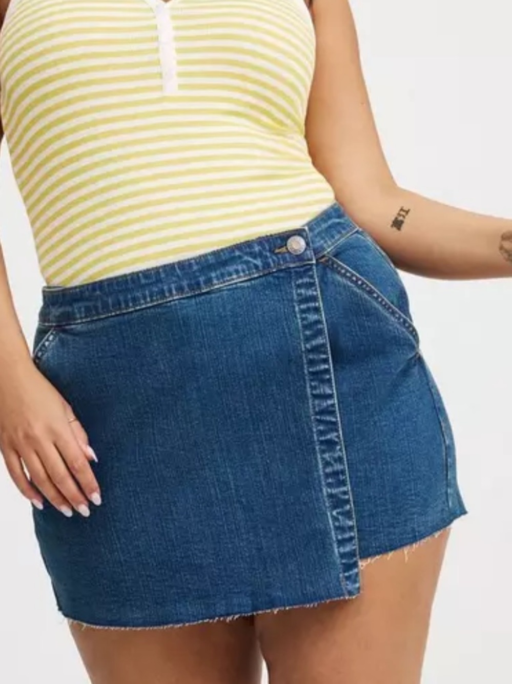 NWT Torrid Size 20 vintage stretch mid rise skort - Picture 3 of 8